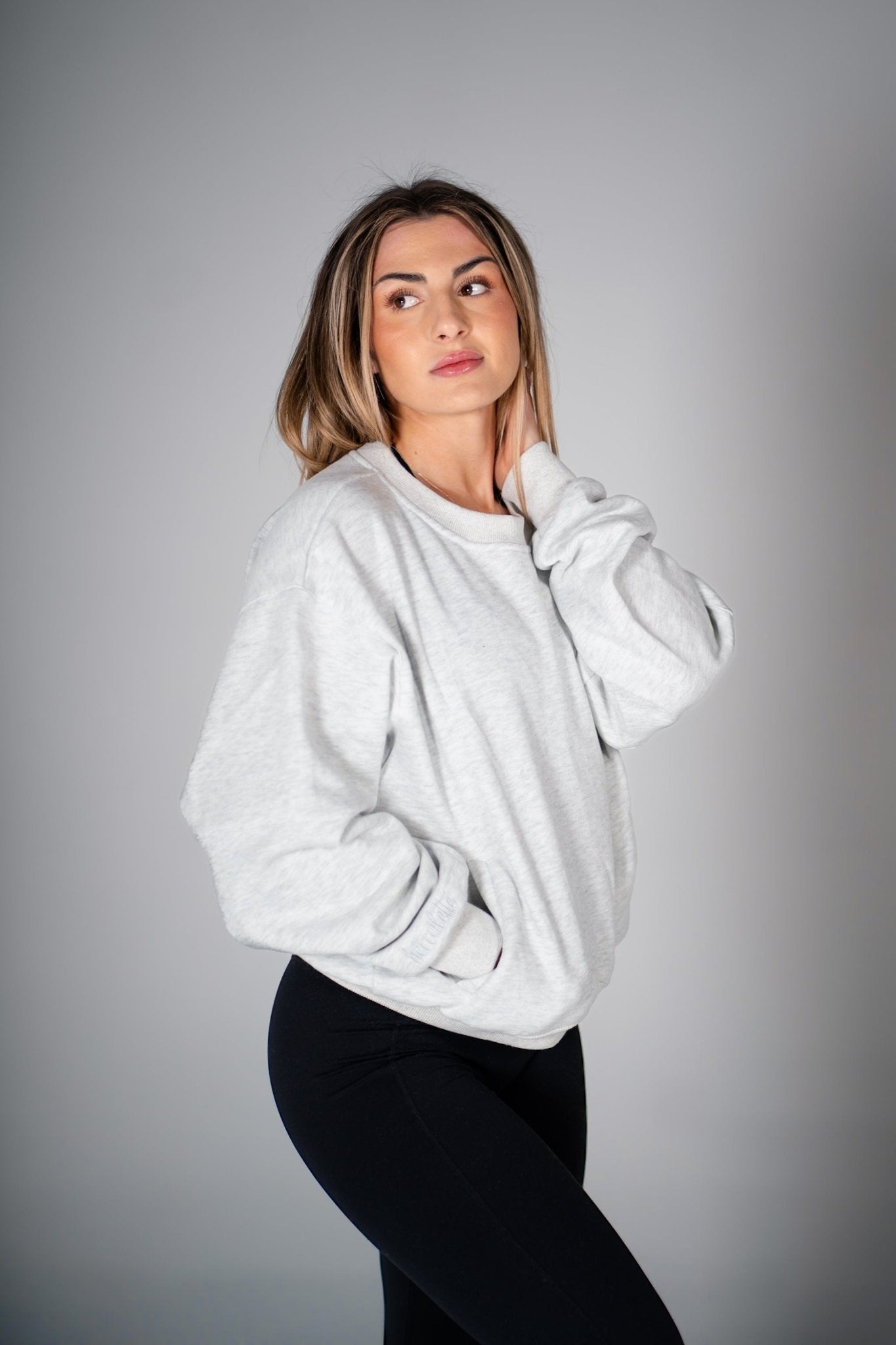 Girly Crew Neck Sweater - Heathered Ivory - HERCULETTE