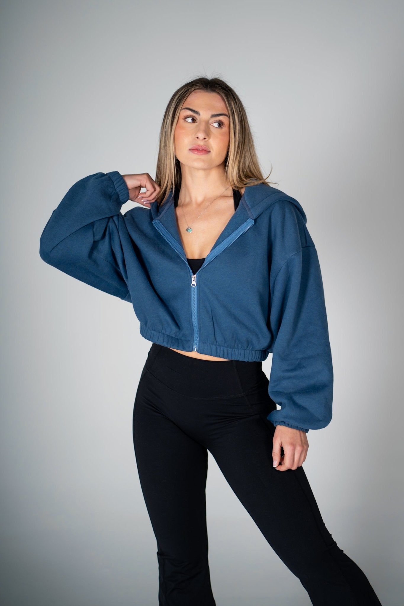 Puff Cropped Zip Jacket - Navy - HERCULETTEHoodie